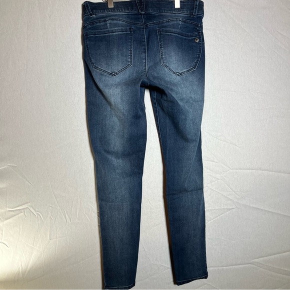 Democracy Jeans size 8 - Picture 6 of 8